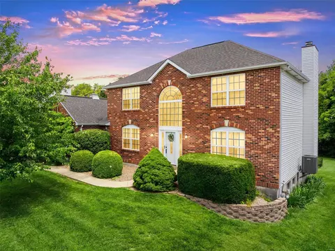 7239 Picasso Dr, O'fallon, MO 63368 photo 2