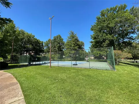412 Glan Tai Dr, Manchester, MO 63011 photo 33