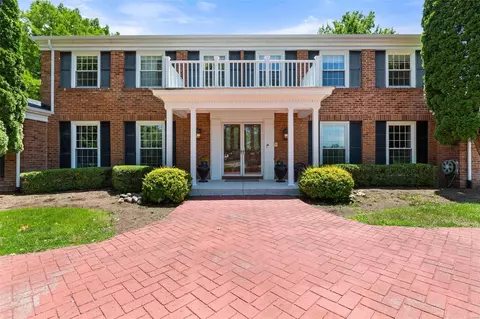 2268 Whitby Rd, Chesterfield, MO 63017