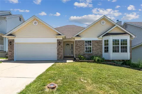 3516 Lakeview Heights Dr, Saint Louis, MO 63129