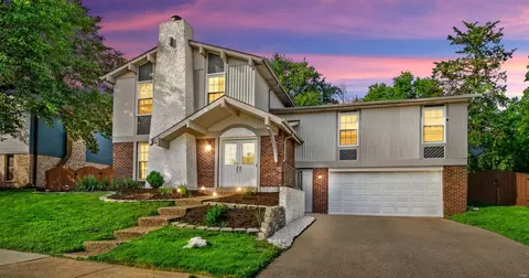 4743 Cactus Wren Ct, Saint Louis, MO 63128