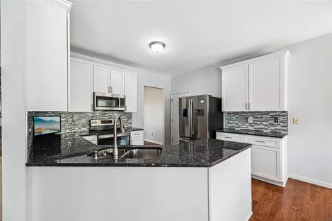 207 Falcon Hill Dr, O'fallon, MO 63368 photo 5