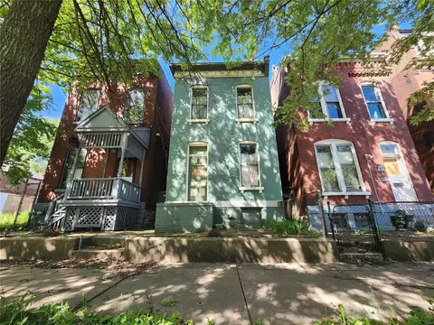 3953 N 11th St, Saint Louis, MO 63107