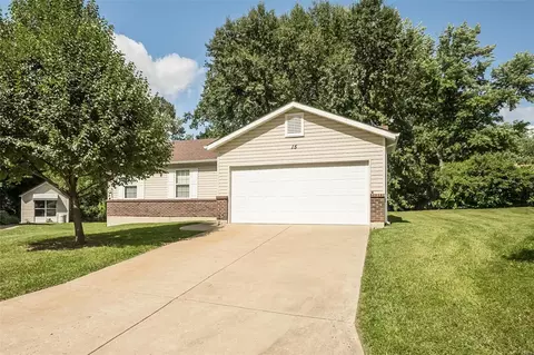 15 Pine Tree Ct, Saint Peters, MO 63376