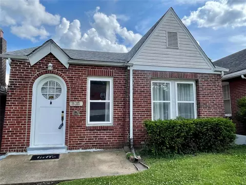 6418 Odell St, Saint Louis, MO 63139