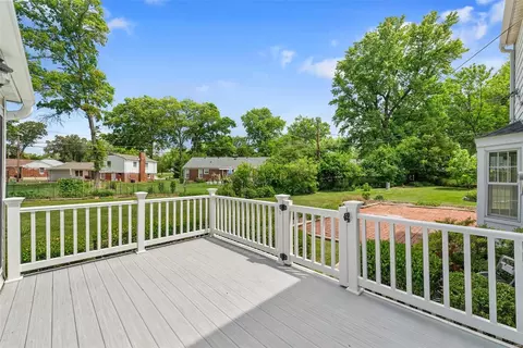 Exterior - 311 Bristol Ct, Ballwin, MO 63011 photo 10 of 14