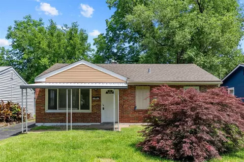 11031 Saint Ambrose Ln, Saint Ann, MO 63074