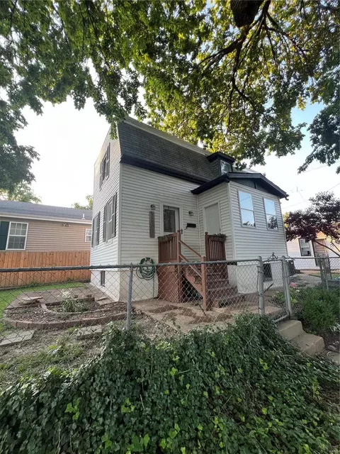 5201 Blow St, Saint Louis, MO 63109