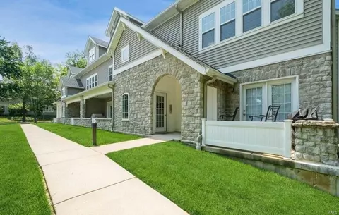 16345 Justus Post Rd #6, Chesterfield, MO 63017
