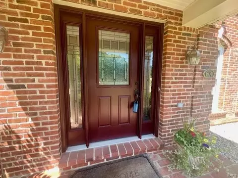 Entry Way - 604 Log Hill Ct, Ballwin, MO 63011 photo 1 of 3