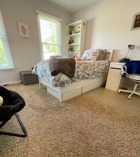 Bedroom - 604 Log Hill Ct, Ballwin, MO 63011 photo 4 of 4