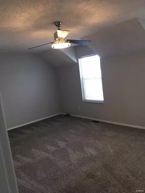 Bedroom - 1011 Pocono Trl, Ballwin, MO 63021 photo 1 of 2