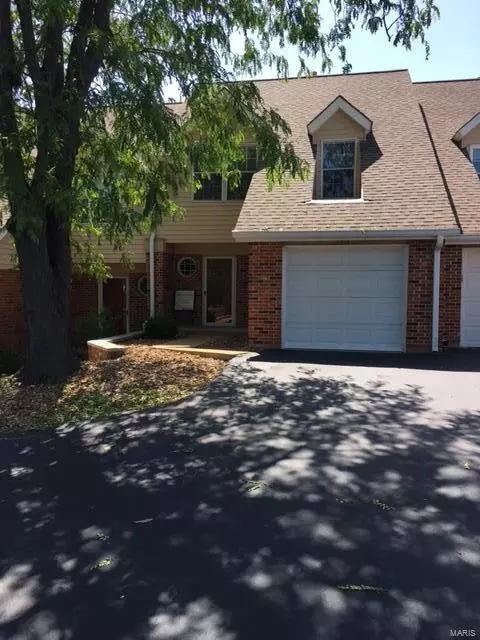 Exterior - 1011 Pocono Trl, Ballwin, MO 63021 photo 3 of 4