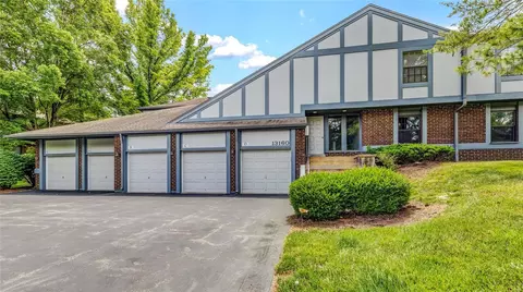 13160 Royal Pines Dr #5, Saint Louis, MO 63146