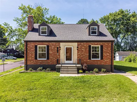 7416 Weil Ave, Saint Louis, MO 63119