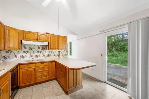 836 Country Stone Dr, Manchester, MO 63021 photo 3