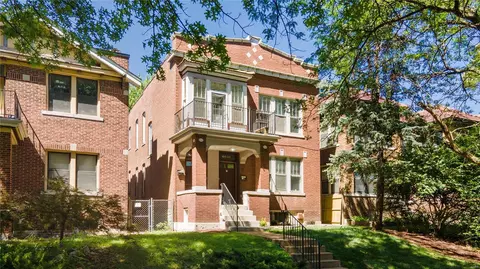 4031 Shaw Blvd, Saint Louis, MO 63110