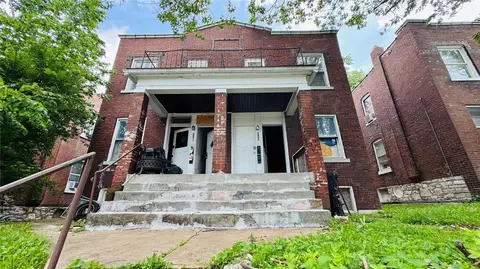 3849 Potomac St, Saint Louis, MO 63116