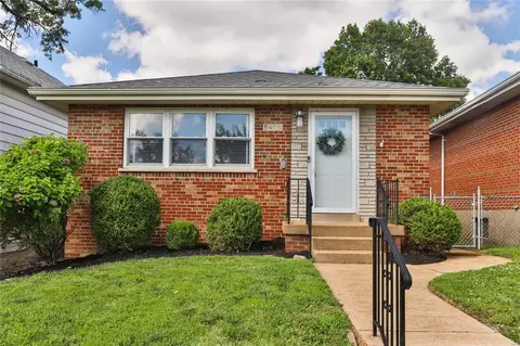 5409 Devonshire Ave, Saint Louis, MO 63109