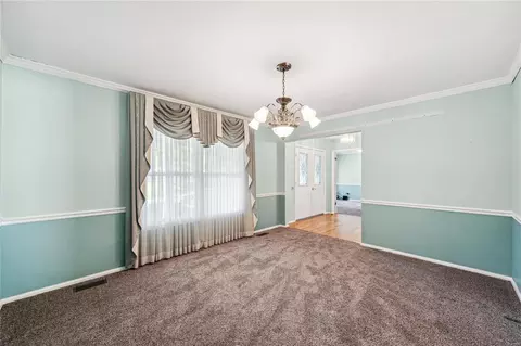 481 Melanie Meadows Ln, Ballwin, MO 63021 photo 3