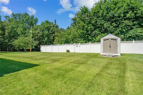 481 Melanie Meadows Ln, Ballwin, MO 63021 photo 20
