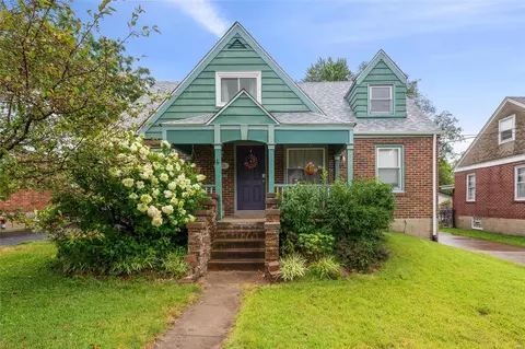438 N Dade Ave, Ferguson, MO 63135
