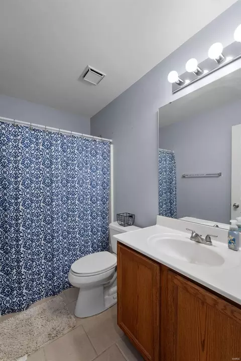 Bath - 2647 Brook Meadow Ln, O'fallon, MO 63368 photo 1 of 5