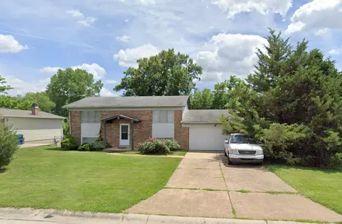 3842 Marcia Dr, Saint Charles, MO 63304