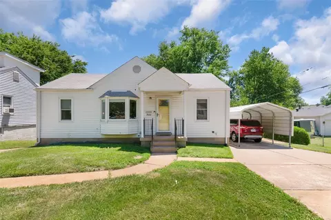 3600 Ashby Rd, Saint Ann, MO 63074