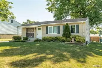 2828 Laurel View Ln, Maryland Heights, MO 63043