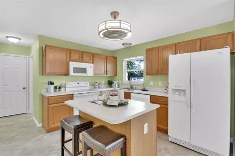 Kitchen - 22 S Lang Dr, O'fallon, MO 63366 photo 2 of 4