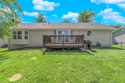 Exterior - 22 S Lang Dr, O'fallon, MO 63366 photo 5 of 7
