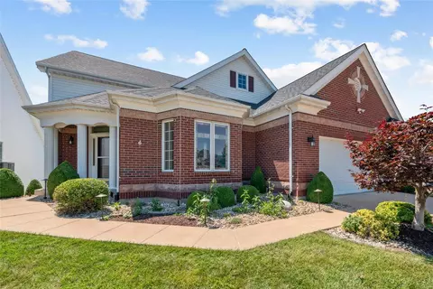 10127 Tanbridge Rd, Saint Louis, MO 63128