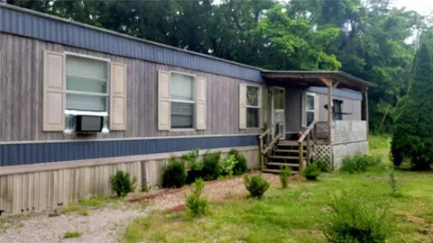 1005 State St, Mineral Point, MO 63660 photo 1