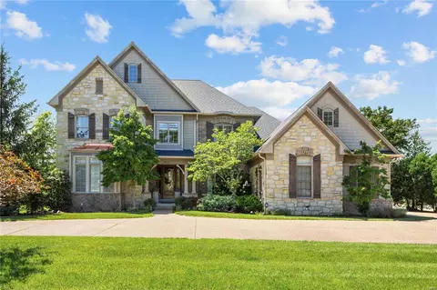 783 N Mason Rd, Saint Louis, MO 63141