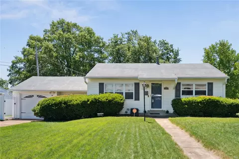 9310 Autry Dr, Saint Louis, MO 63123