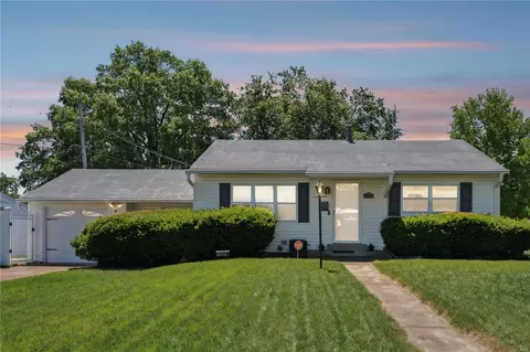 9310 Autry Dr, Saint Louis, MO 63123 photo 21