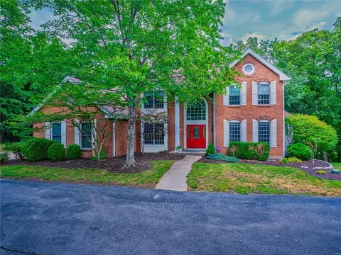 16501 Highland Summit Dr, Wildwood, MO 63011