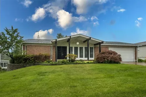 1315 Mirandy Dr, Saint Louis, MO 63146