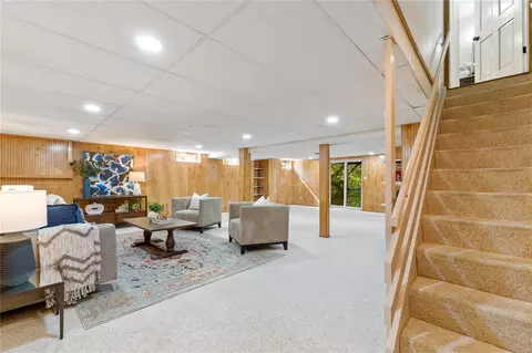 Living - 574 Mcbride Pointe Dr, Wildwood, MO 63011 photo 3 of 5