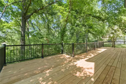 Exterior - 574 Mcbride Pointe Dr, Wildwood, MO 63011 photo 7 of 8