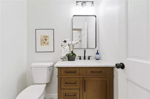 Bath - 574 Mcbride Pointe Dr, Wildwood, MO 63011 photo 1 of 6