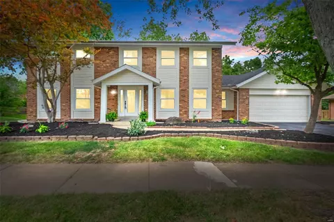 14269 Kinderhook Dr, Chesterfield, MO 63017