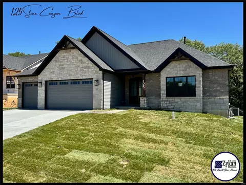 125 Stone Canyon Blvd, Foristell, MO 63348