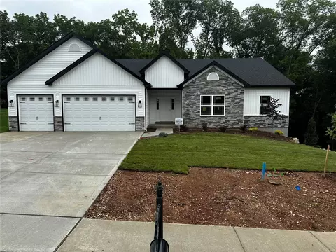 510 Spruce Hollow Ct, Wentzville, MO 63385