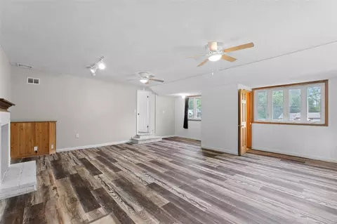 11040 Morrow Dr, Saint Ann, MO 63074 photo 10