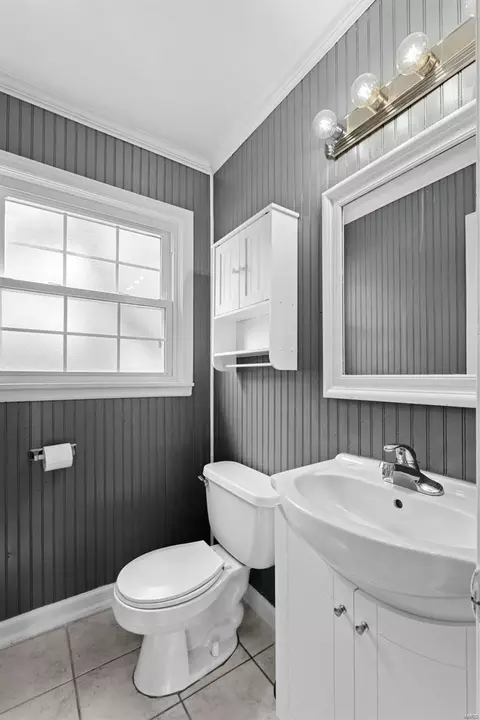 11040 Morrow Dr, Saint Ann, MO 63074 photo 17