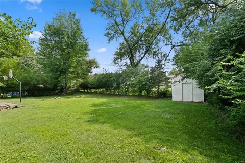 11040 Morrow Dr, Saint Ann, MO 63074 photo 31