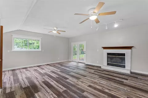 11040 Morrow Dr, Saint Ann, MO 63074 photo 8