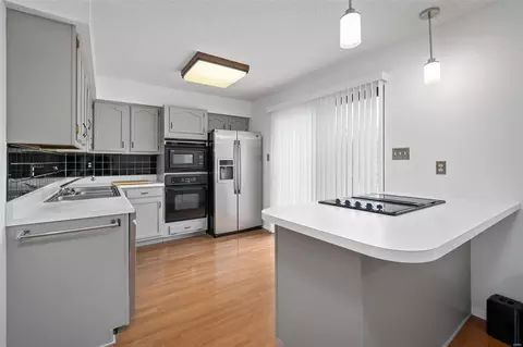 Kitchen - 207 Carmel Woods Dr, Ellisville, MO 63021 photo 2 of 3